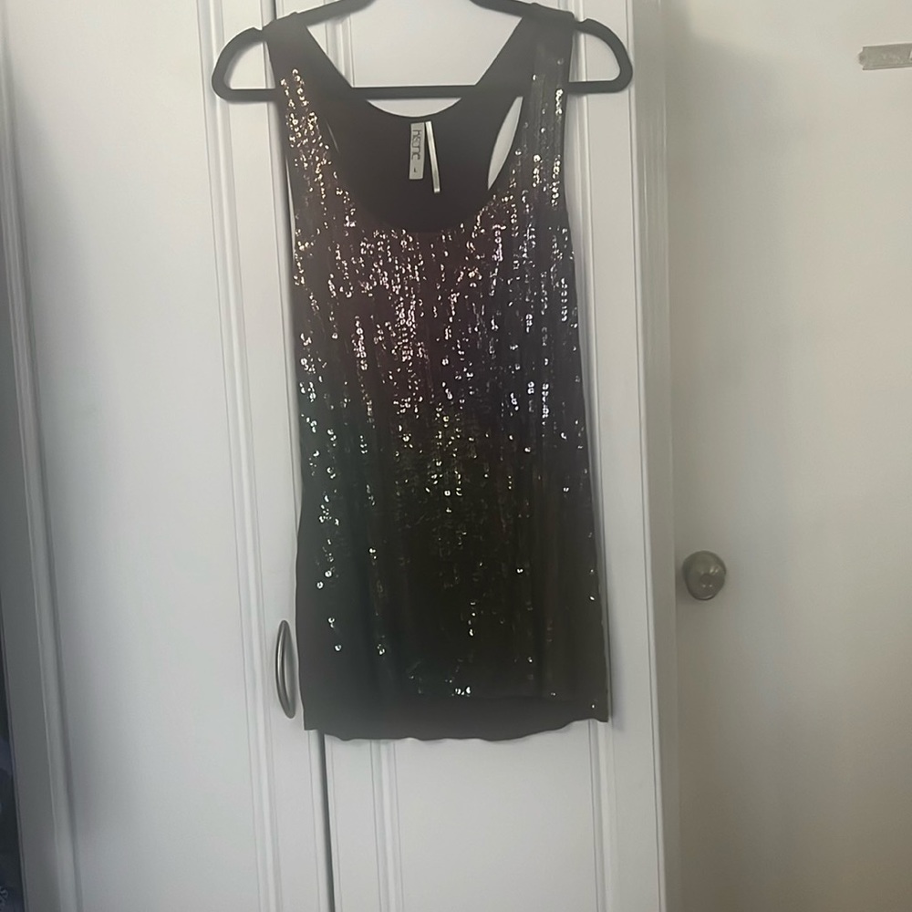 Beautiful ombré tank top with topper. Tank shirt is brown, purple, and khaki.